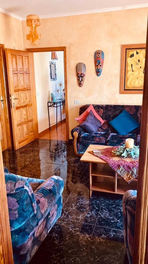 Naomi'S House Guest House Fasnia Exterior photo